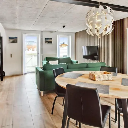 Appartement Ilka - 2-3km From The Sea By Interhome *